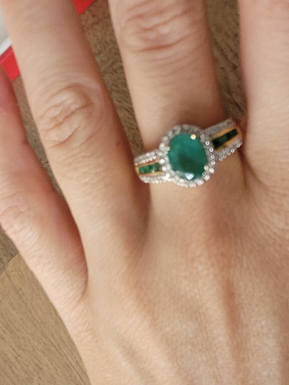 18K Gold And Authentic Emerald And Diamonds